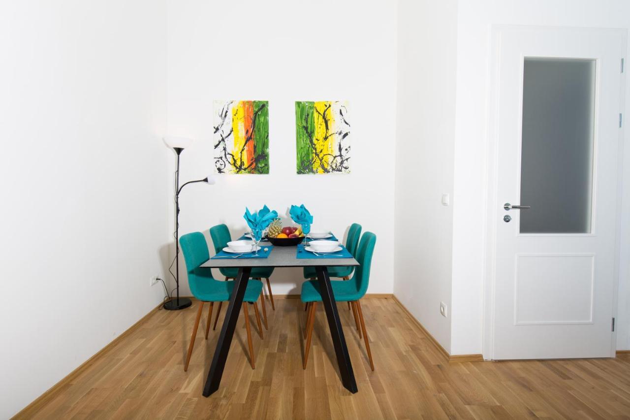 Rosenstein By Family&home